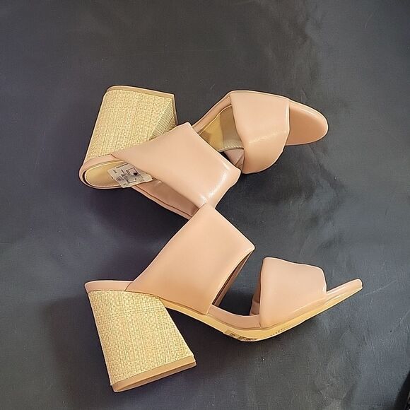 BRAND NEW KAYLEEN DOUBLE STRAP BLOCK HEEL SANDAL - Picture 10 of 14